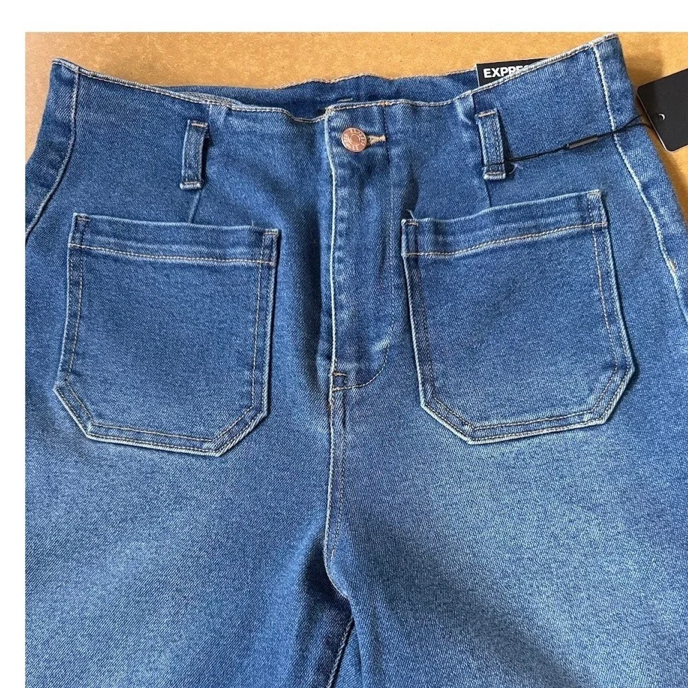 Express High Rise Wide Leg‎ Jeans Medium Wash Blue Size 6 NWT 10045DDM